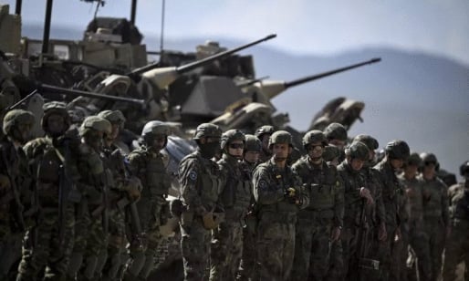 Hàng ngàn binh lính NATO đang ở cửa ngõ Ukraine 'sẵn sàng' đổ bộ vào