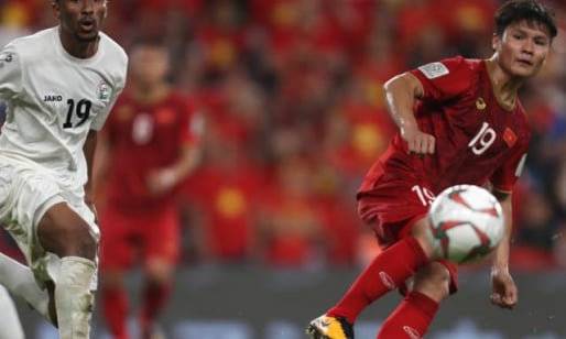 Tin tối (8.2): “Quang Hải có tư duy của người châu Âu”