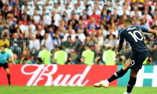 Mbappe: Truyền nhân đích thực của “Vua bóng đá” Pele!