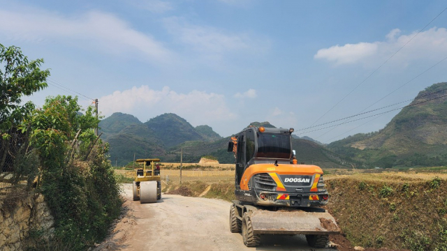 Sìn Hồ quan tâm đầu tư hạ tầng giao thông, thúc đẩy kinh tế xã hội phát triển