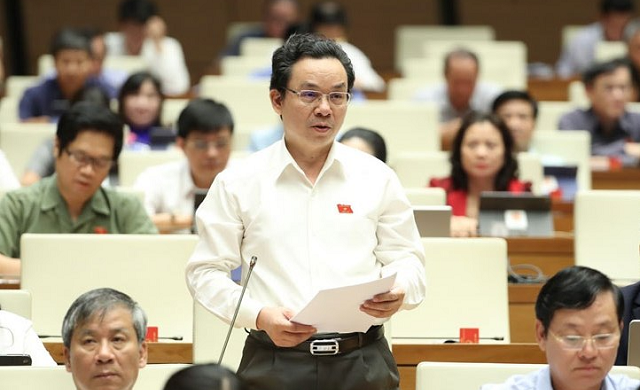 ĐBQH: Dùng từ 'Thu giá' thay cho 'Thu phí'  như 'bôi mỡ cho kiến đốt'