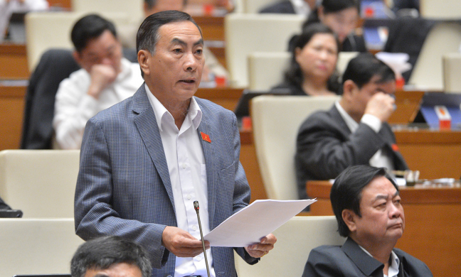  'Một số ĐBQH nói anh xuất thân từ công an, không bảo vệ lại phản biện, tôi cũng thấy xót xa'