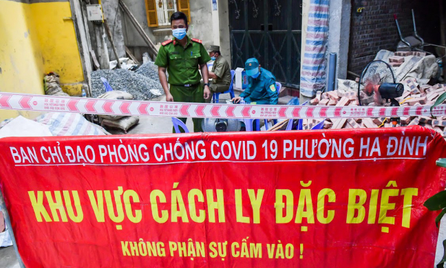 Hà Nội: Khẩn cấp phong toả ngõ 212 Khương Đình do có ca dương tính với SARS-CoV-2