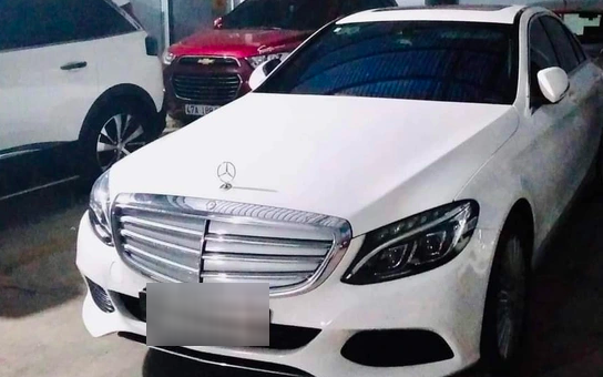 Xe Mercedes trượt đăng kiểm vì mặt ca-lăng 'lạ: Vì sao trung tâm đăng kiểm phải xin lỗi?