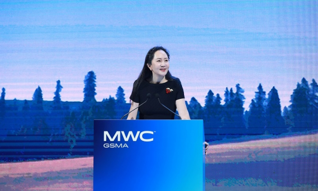 Chủ tịch Huawei: Nắm lấy cơ hội chuyển đổi số nhờ 5G