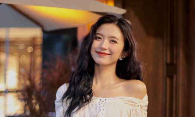Ngọc Huyền: “Tôi phải xem 'Penthouse' để diễn cảnh hát opera trong phim 'Món quà của cha'
