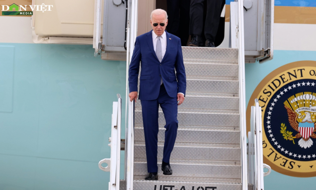 Video: Tổng thống Mỹ Joe Biden đến sân bay Nội Bài, bắt đầu chuyến thăm cấp Nhà nước tới Việt Nam
