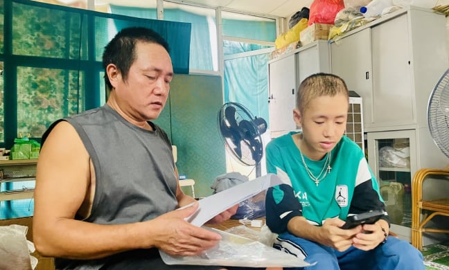 Tâm sự bi thương của người cha cảnh 'gà trống nuôi con' 9 năm ròng chạy thận