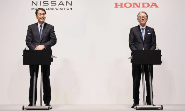 Honda và Nissan đàm phán sáp nhập: Chuyên gia chỉ rõ lý do 'sống còn'