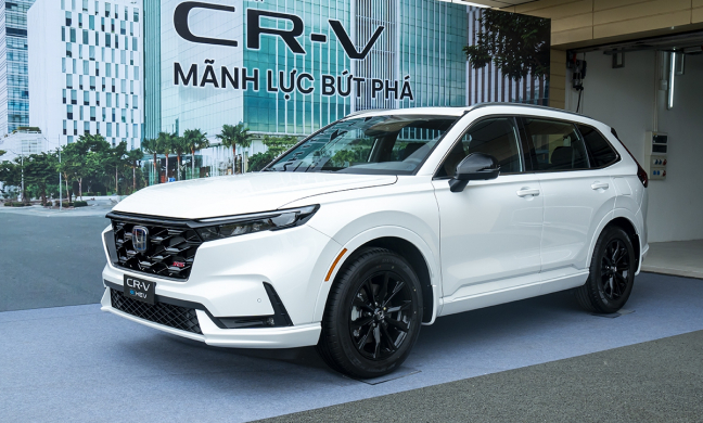 Triệu hồi sách hướng dẫn Honda CR-V e:HEV RS tại Việt Nam