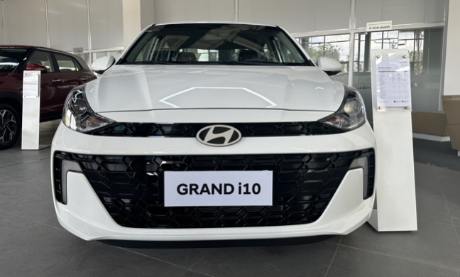 Giá xe Hyundai Grand i10 lăn bánh tháng 6/2024: Xe mới đã giảm để đấu KIA Morning