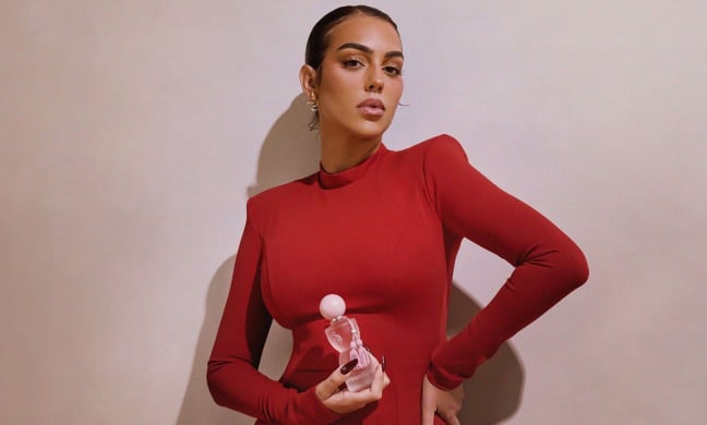 Top 10 nàng WAGs kiếm nhiều tiền nhất từ Instagram: Bạn gái Ronaldo đứng đầu