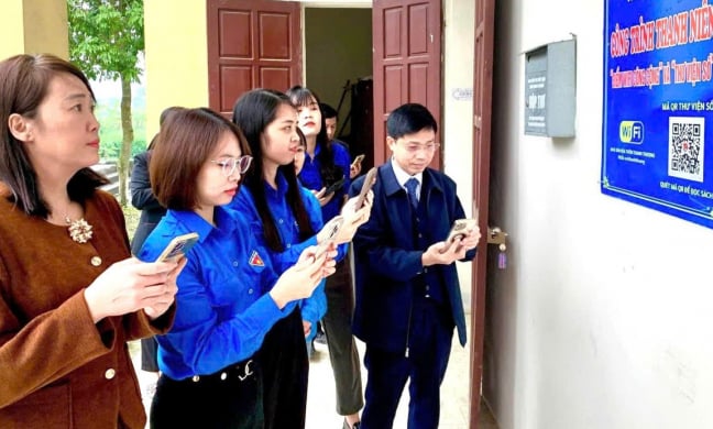 Nông thôn mới Ninh Bình, một xã lắp wifi miễn phí ở các nhà văn hóa thôn, dân tha hồ truy cập