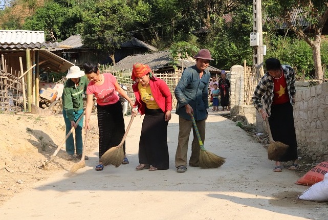 “Chìa khóa” làm đường giao thông ở Mường É