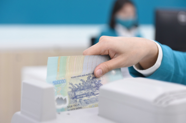Nhiều nhà băng lãi lớn, thu nhập bình quân nhân viên MB lên tới 32 triệu đồng/tháng