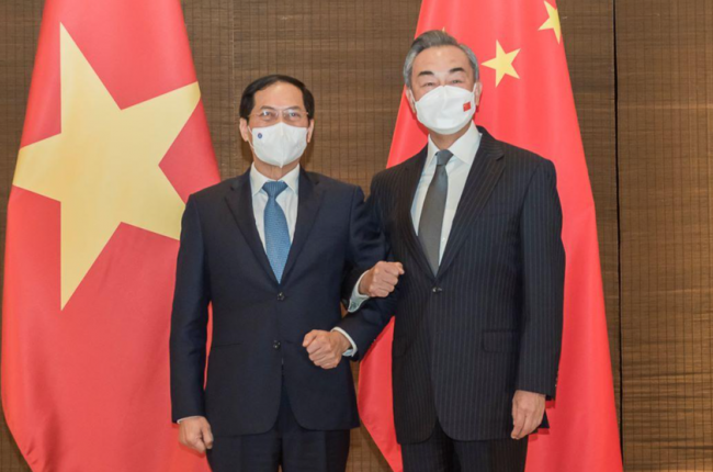 Việt Nam đề nghị Trung Quốc tạo thuận lợi cho hàng hoá đang ùn tắc ở biên giới