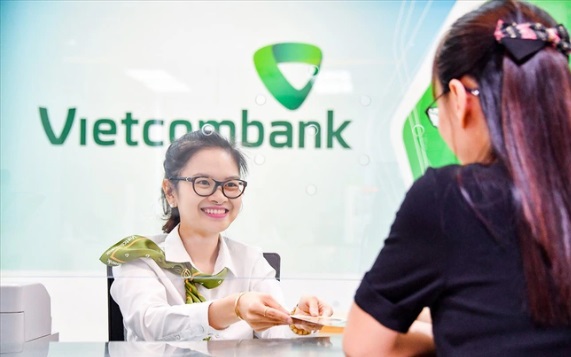 Nợ xấu tăng mạnh 47% so với đầu năm nhưng Vietcombank vẫn là 'quán quân' lợi nhuận nhóm ngân hàng
