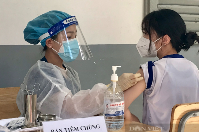 Vì sao Sở Y tế TP.HCM tìm tên 579 nhân viên y tế không cho con tiêm vaccine Covid-19?