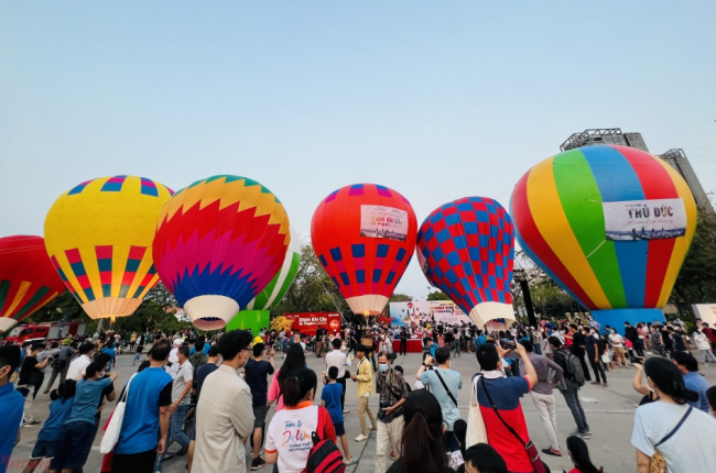 Ngắm Sài Gòn - thành phố Hồ Chí Minh từ khinh khí cầu 