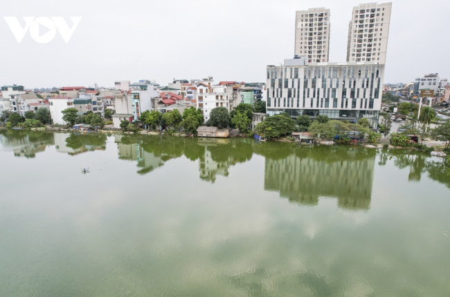 Nhiều hồ nước ở Hà Nội có nguy cơ bị san lấp để làm nhà, làm đường