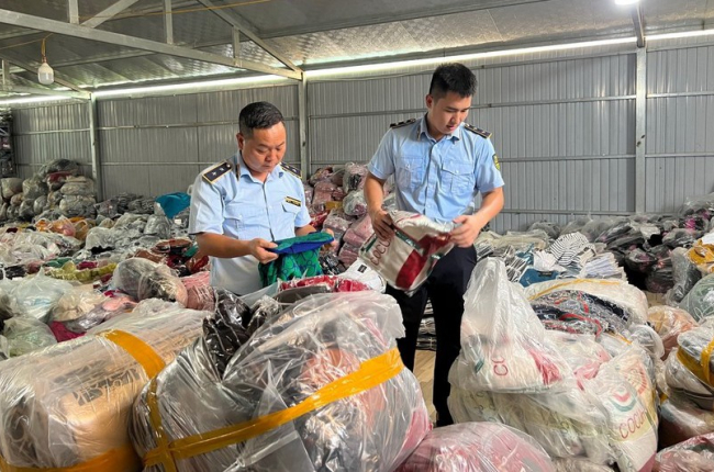 Quyết liệt chống hàng giả trên chợ online