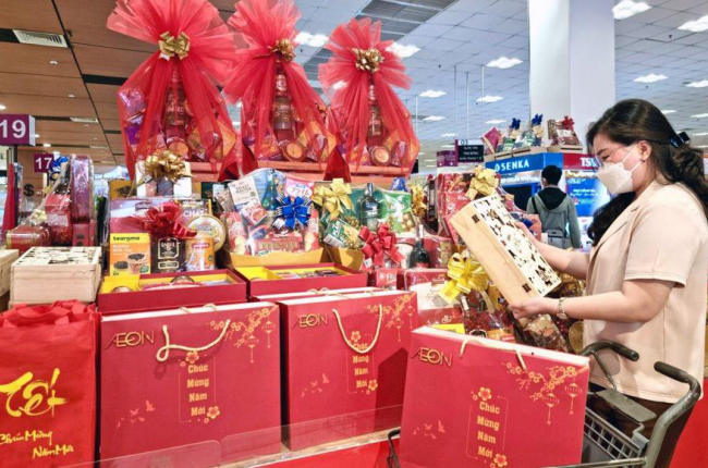 Thị trường giỏ quà Tết: Hàng Việt hút khách