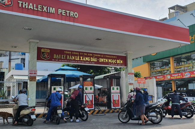 TP.HCM tổng lực kiểm tra 24/24 các cửa hàng kinh doanh xăng dầu