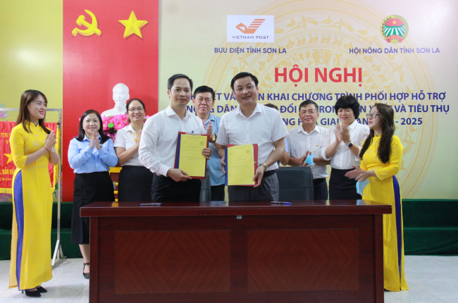 Hợp tác hỗ trợ nông dân Sơn La chuyển đổi số trong sản xuất và tiêu thụ nông sản, hàng hoá trên sàn điện tử