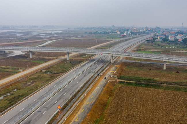 Cao tốc Bắc - Nam sẽ hoàn thành khai thác 361km trong năm 2022