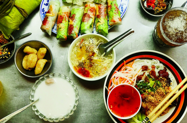 La cà ở hẻm chợ Chiều