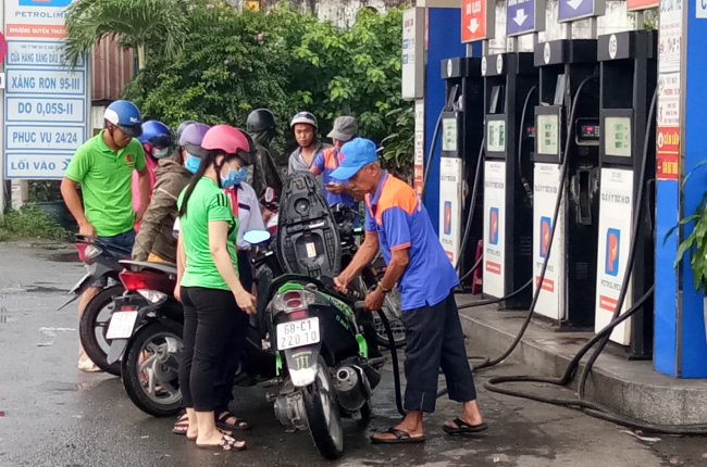 Dự báo giá xăng tiếp tục tăng