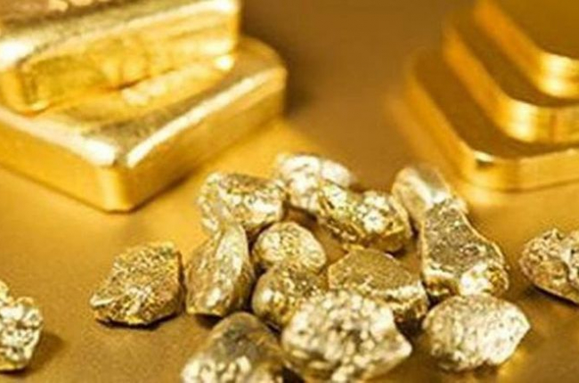 Bị bán tháo, giá vàng tiếp tục lao dốc