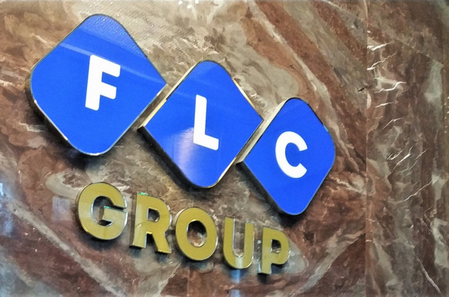 Thêm 3 cổ phiếu họ FLC theo chân 'đàn anh' vào diện cảnh báo