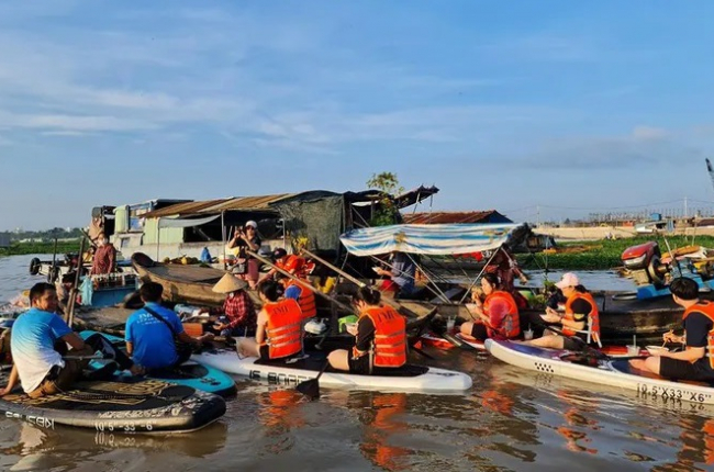 Đánh thức kinh tế sông ở ĐBSCL