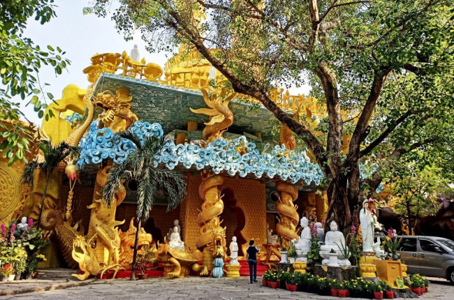 Ngôi chùa không mái, không tường