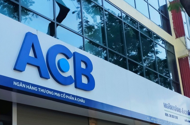 Mua 'chui' hơn 10 triệu cổ phiếu, công đoàn ACB bị xử phạt 3 tỉ đồng