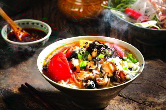 'Bắt mồm' thị dân