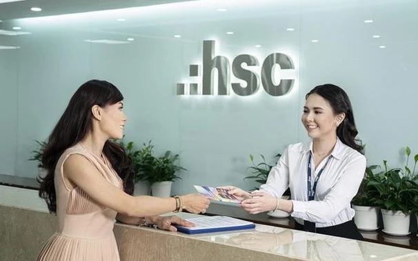 Cổ phiếu tiêu điểm hôm nay (12/10): Nhóm cổ phiếu dầu khí, chứng khoán được quan tâm