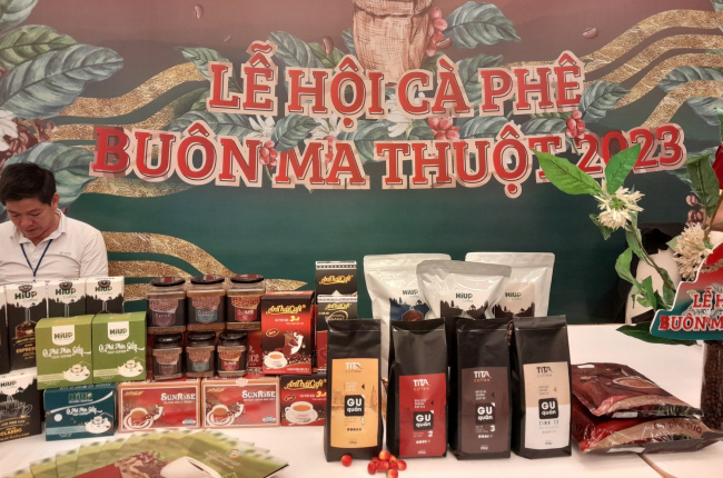 Hoa hậu H'Hen Niê làm đại sứ Lễ hội Cà phê Buôn Ma Thuột