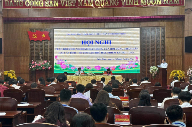 Điện Biên: Đại biểu hội đồng nhân dân hai cấp tỉnh – huyện trao đổi kinh nghiệm hoạt động