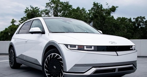 Hyundai bị kiện tại Mỹ do phóng đại chất lượng sạc EV