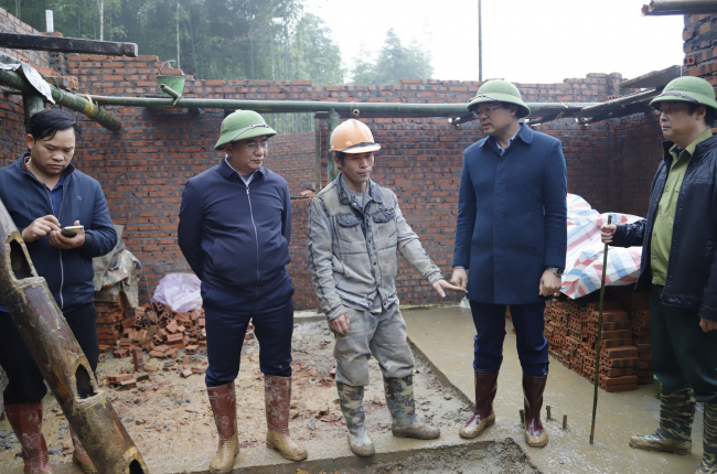  Chủ tịch UBND tỉnh Lào Cai kiểm tra tiến độ xây dựng khu tái định cư ở Sa Pa