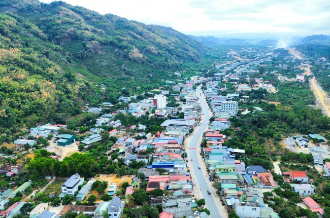 Những 'trái ngọt' từ xây dựng chương trình mục tiêu quốc gia nông thôn mới ở huyện Mai Sơn