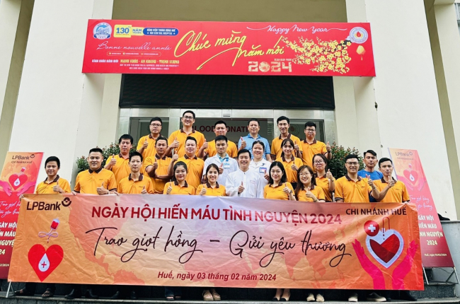 LPBank tổ chức ngày hội hiến máu tình nguyện 2024 “Trao giọt hồng - Gửi yêu thương”