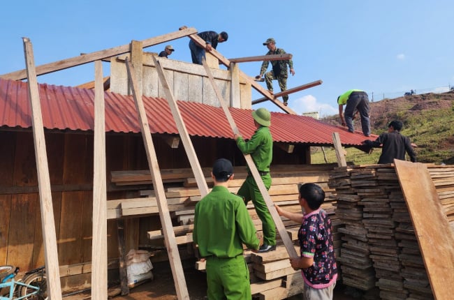 Lai Châu: Kịp thời giúp người dân vượt qua thiên tai