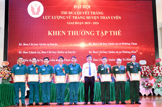 Lai Châu: Lực lượng vũ trang huyện Than Uyên góp sức xây dựng nông thôn mới