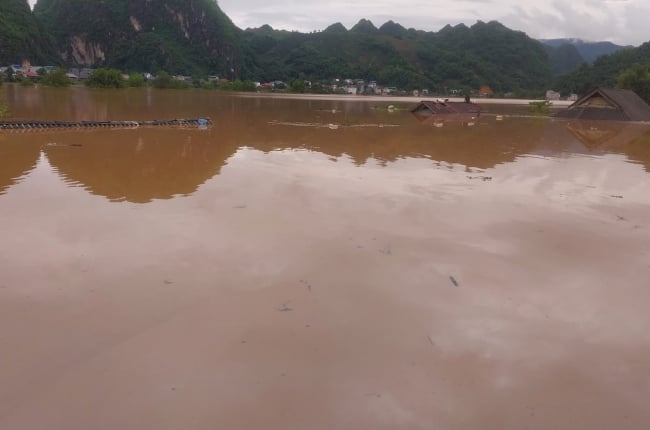 Mưa lũ ở Sơn La: Xã Tông Cọ của huyện Thuận Châu bị ảnh hưởng nặng, 39 nhà ngập hoàn toàn
