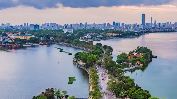 Sau mở rộng không gian hồ Hoàn Kiếm, Hà Nội tính mở rộng đường quanh hồ Tây, làm bến thủy