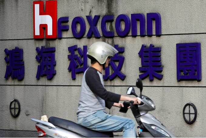 Rộ tin đồn Foxconn muốn bán nhà máy LCD 8,8 tỷ USD ở Trung Quốc