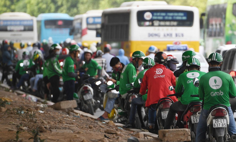Hơn 70% thị phần trong tay Grab, cơ hội nào cho Go-Viet và Be?